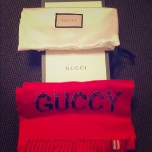 Gucci scarf